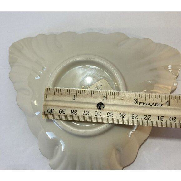 Lenox Porcelain Fine China Triad Dish Creamy White 24K Gold Trim  USA -7” - Picture 7 of 8